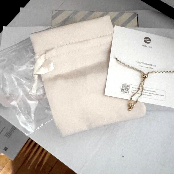 👑 Stunning Ettika 18k Gold Plated Adjustable Crystal Bracelet - Brand New 👑 - Picture 7 of 14